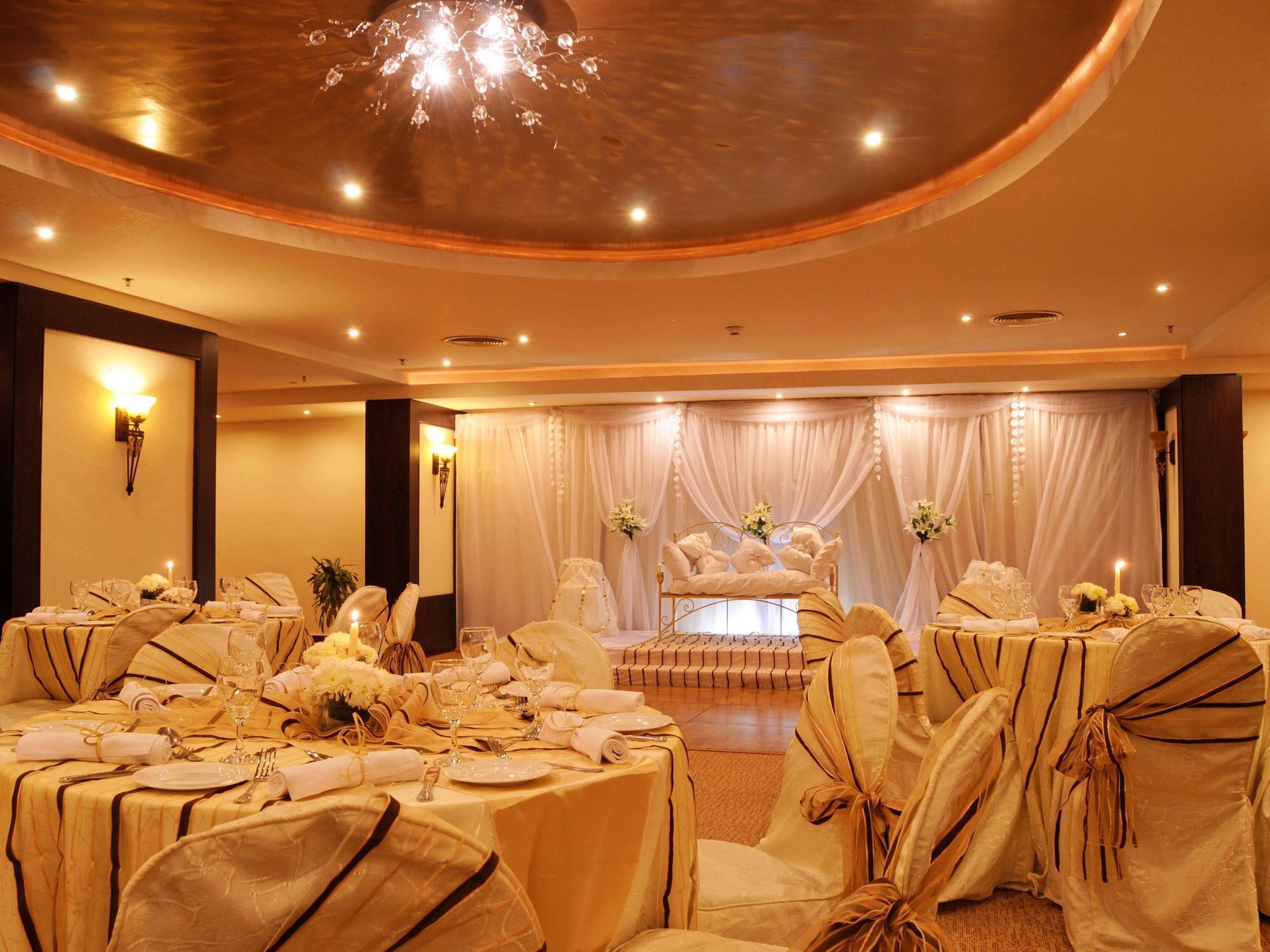 Hotel Aracan Pyramid Giza